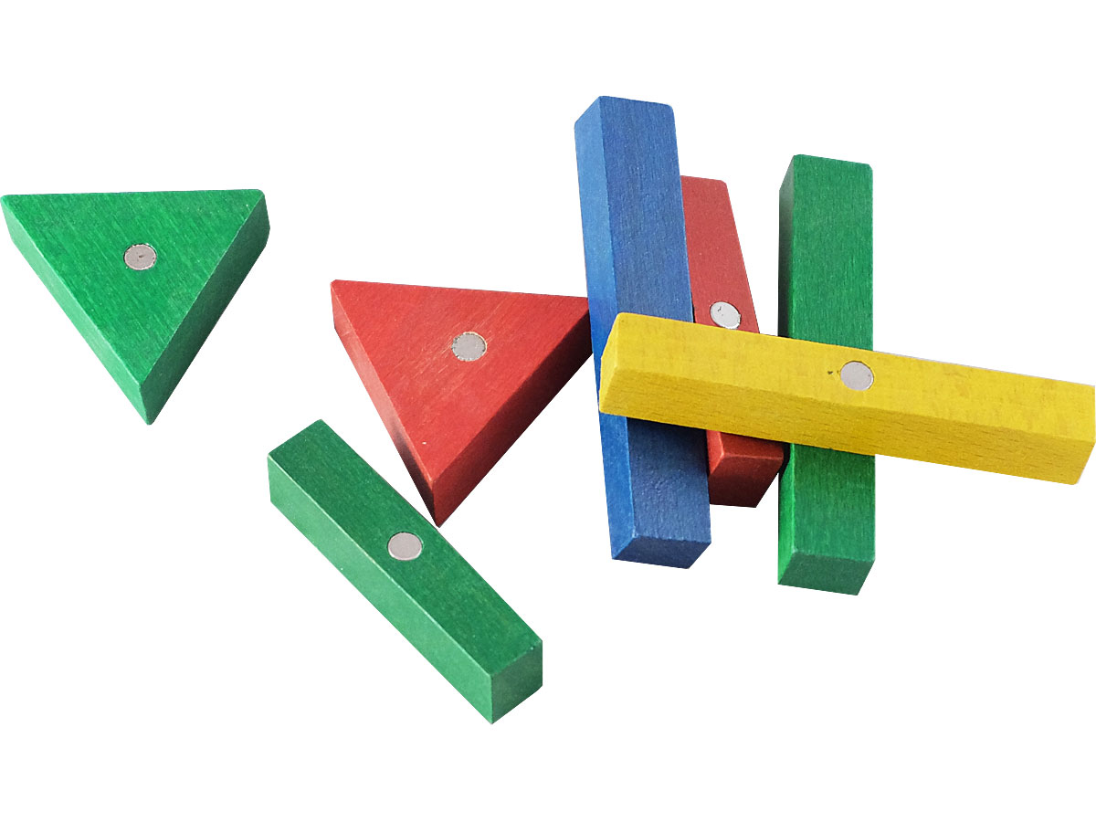 Blocks, wooden elements with a magnet